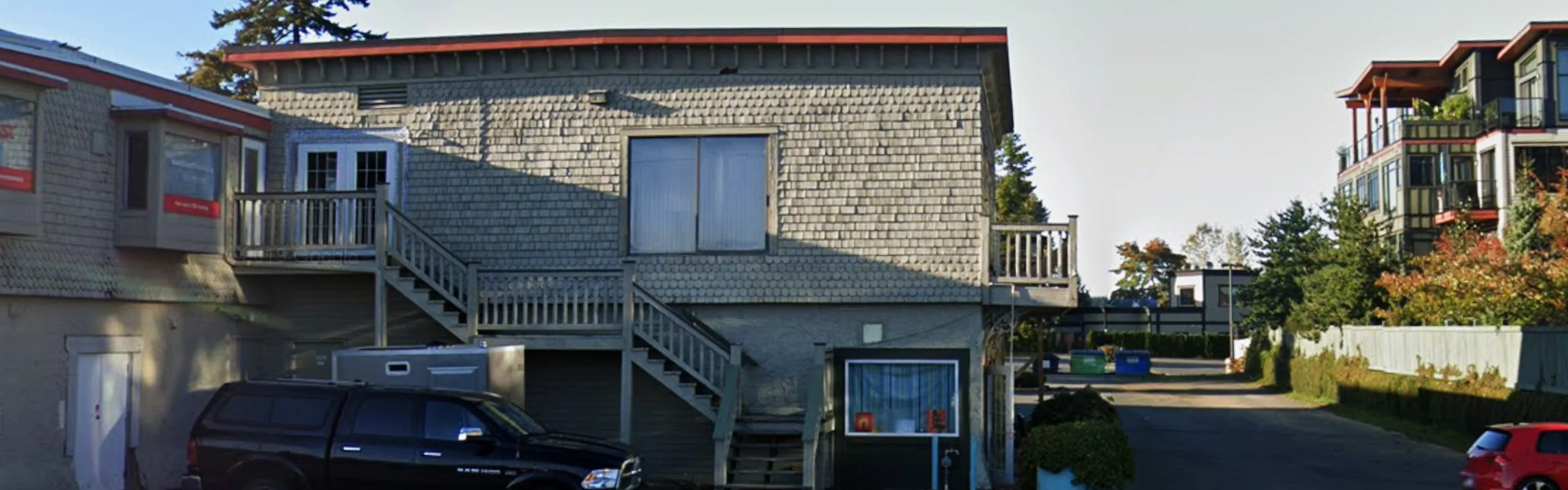 Exterior view of Comox Valley Islamic Centre Courtenay building